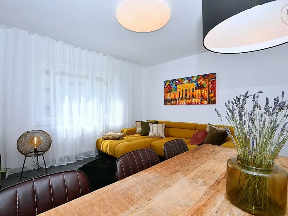 Wunderschöne, modern möblierte Wohnung in Stuttgart Feuerbach