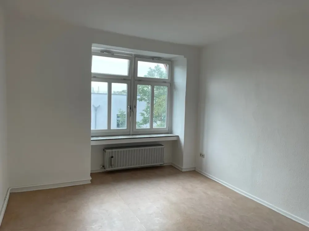 3 ZKB mit Balkon im 4.OG eines sehr gepflegten, Altbaus im vorderen Westen