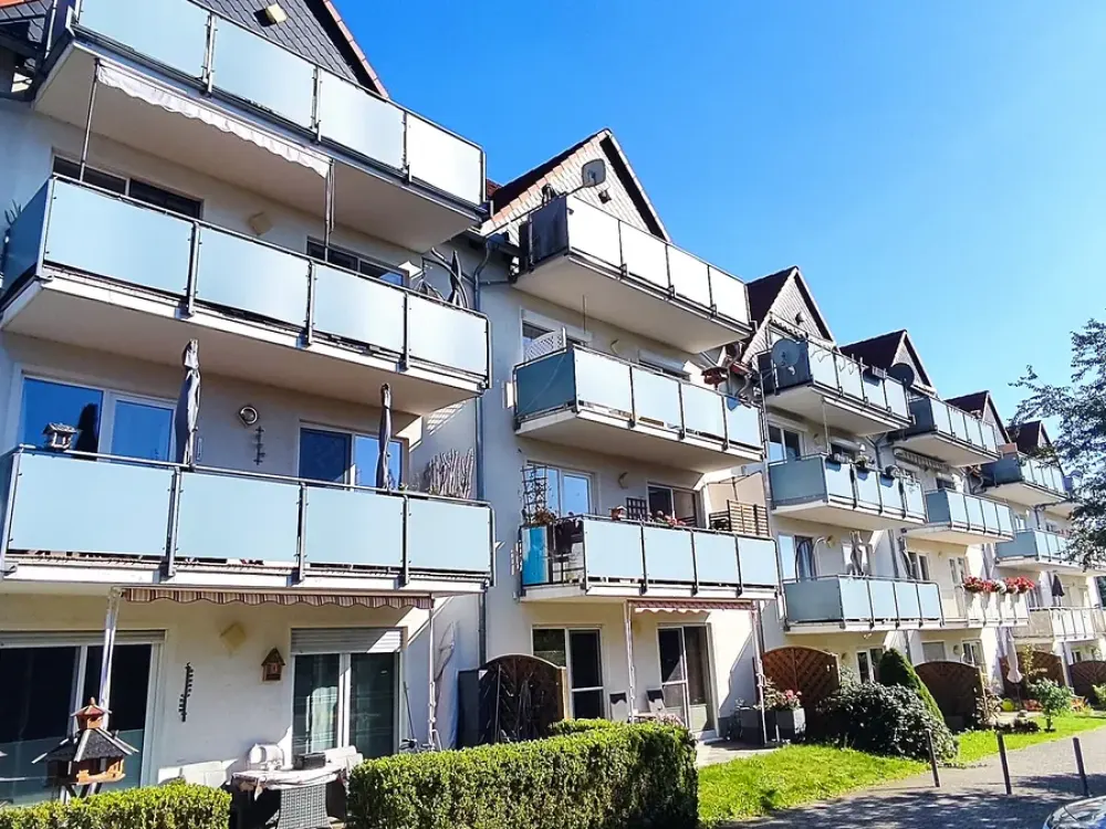 3 Raum Wohnung mit Außenterrasse