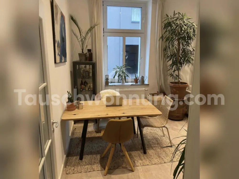 [TAUSCHWOHNUNG] Altbau Wohnung mit Terrasse ggn kleiner belgisches/ Südstadt