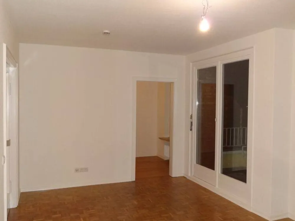 Schöne 1 ½ Zimmer Wohnung mit Balkon - zentral und doch ruhig gelegen