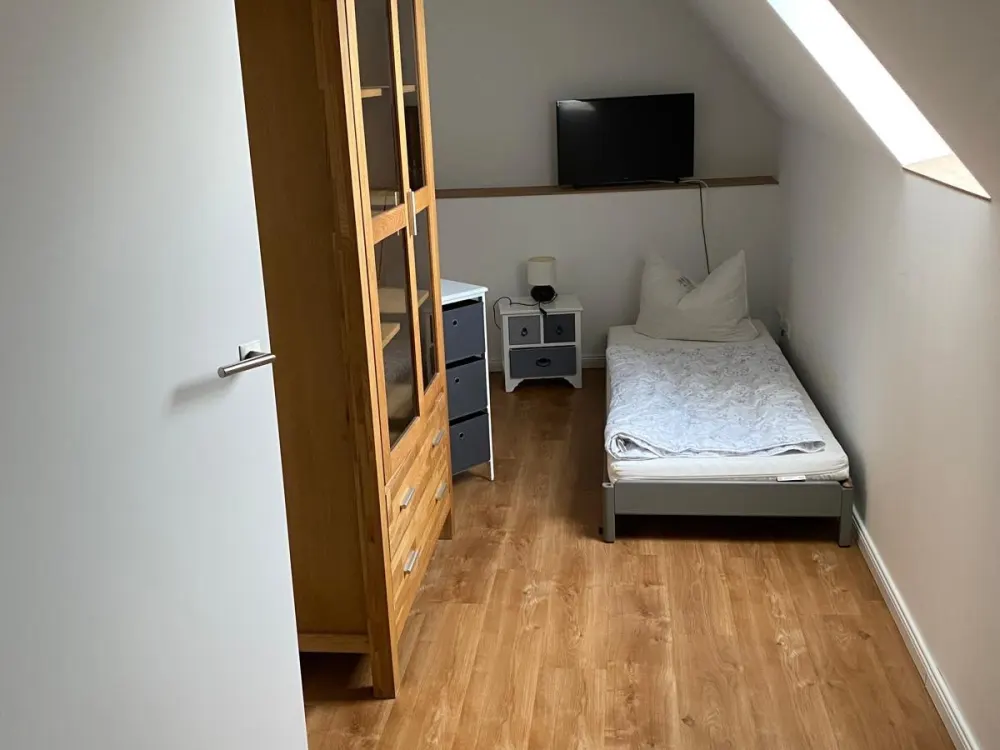 Mietwohnung möbliert