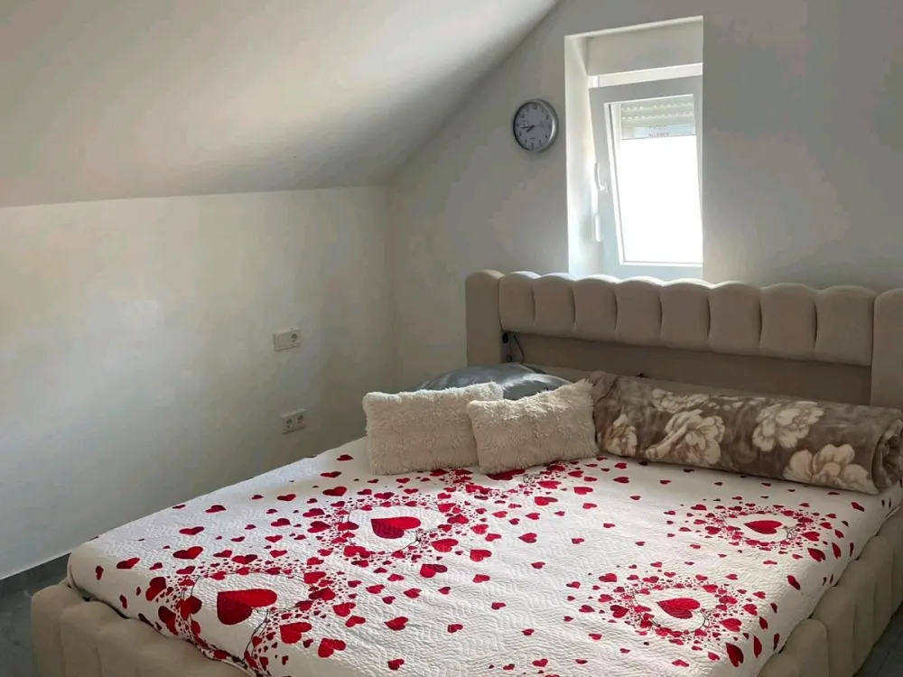 3-ZKB Wohnung mit überdachter Balkon in Bous zu vermieten