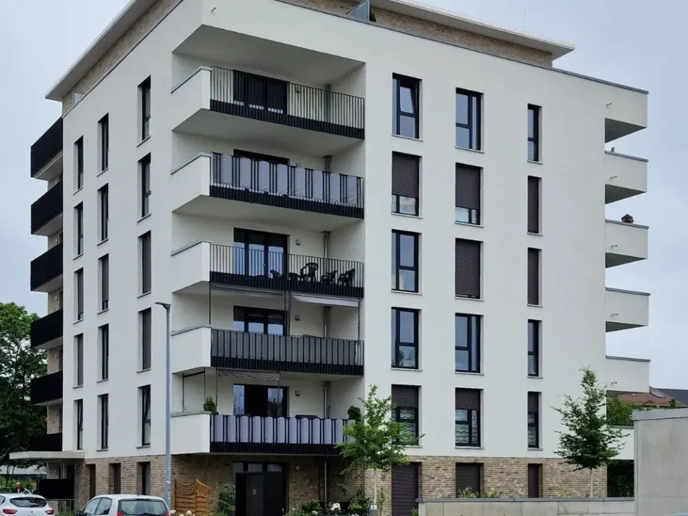 Viel Platz zum Wohlfühlen, Wohnung mit großer Terrasse und Aussicht zum Träumen