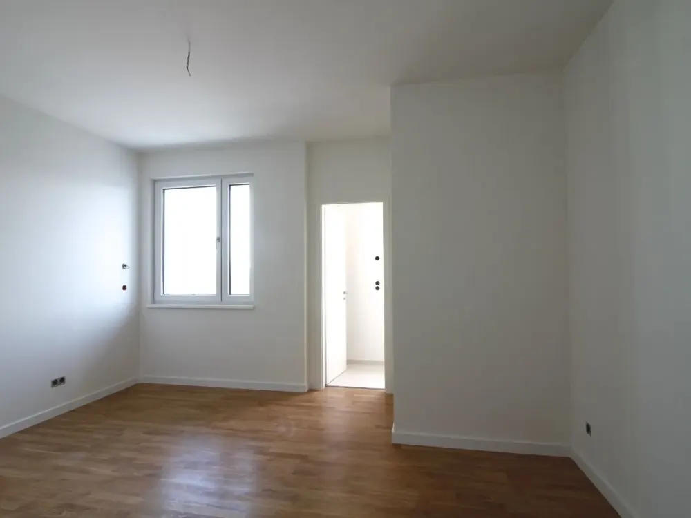 Luxuriöse 4-Zimmer Wohnung in Mitte !