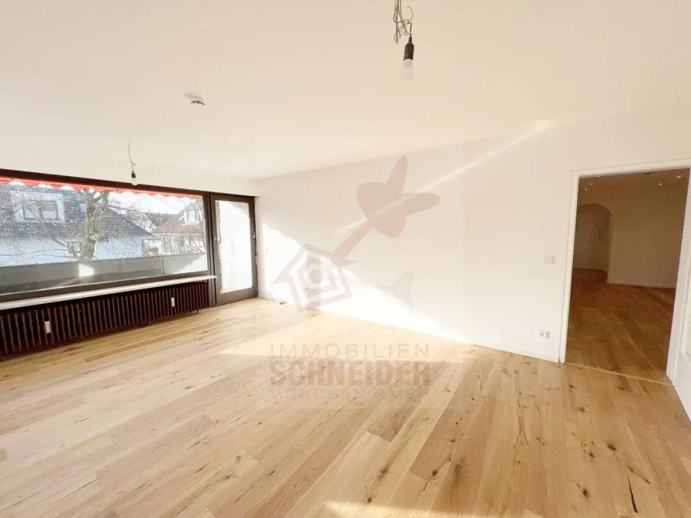 IMMOBILIEN SCHNEIDER - Waldperlach - great 3-room apartment with parquet, fitted kitchen and 2 large balconies