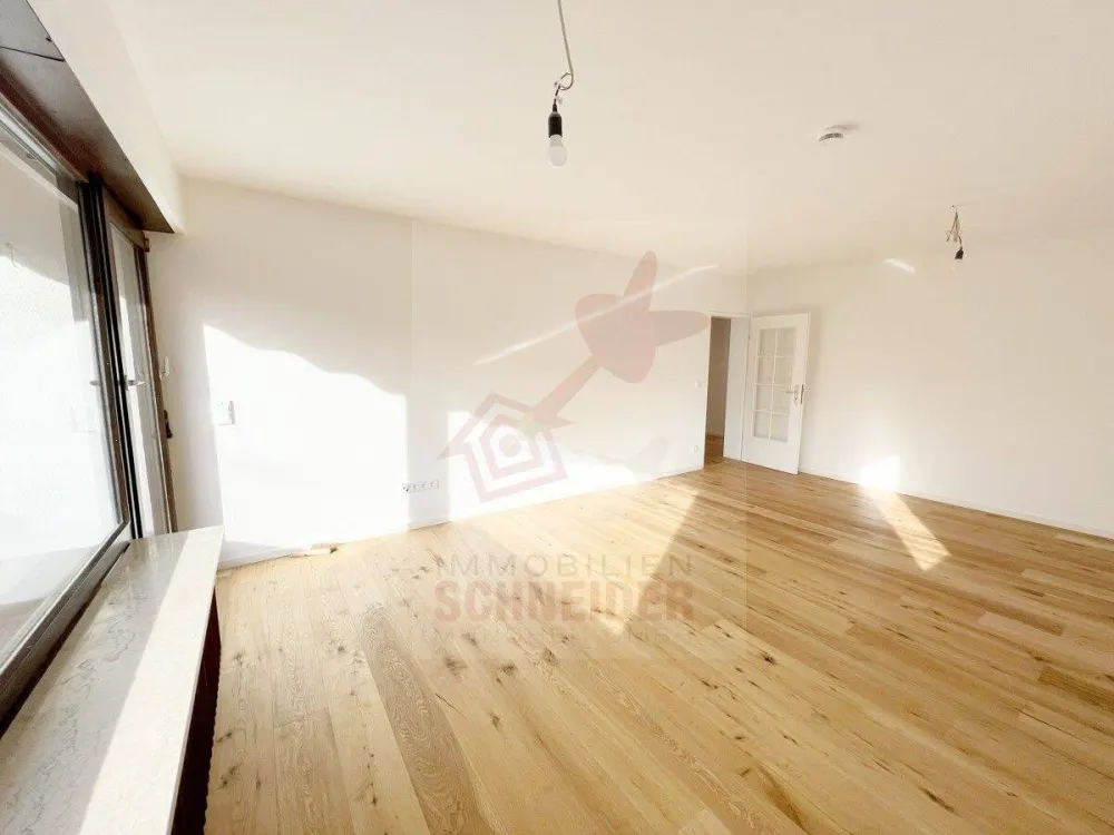 IMMOBILIEN SCHNEIDER - Waldperlach - great 3-room apartment with parquet, fitted kitchen and 2 large balconies