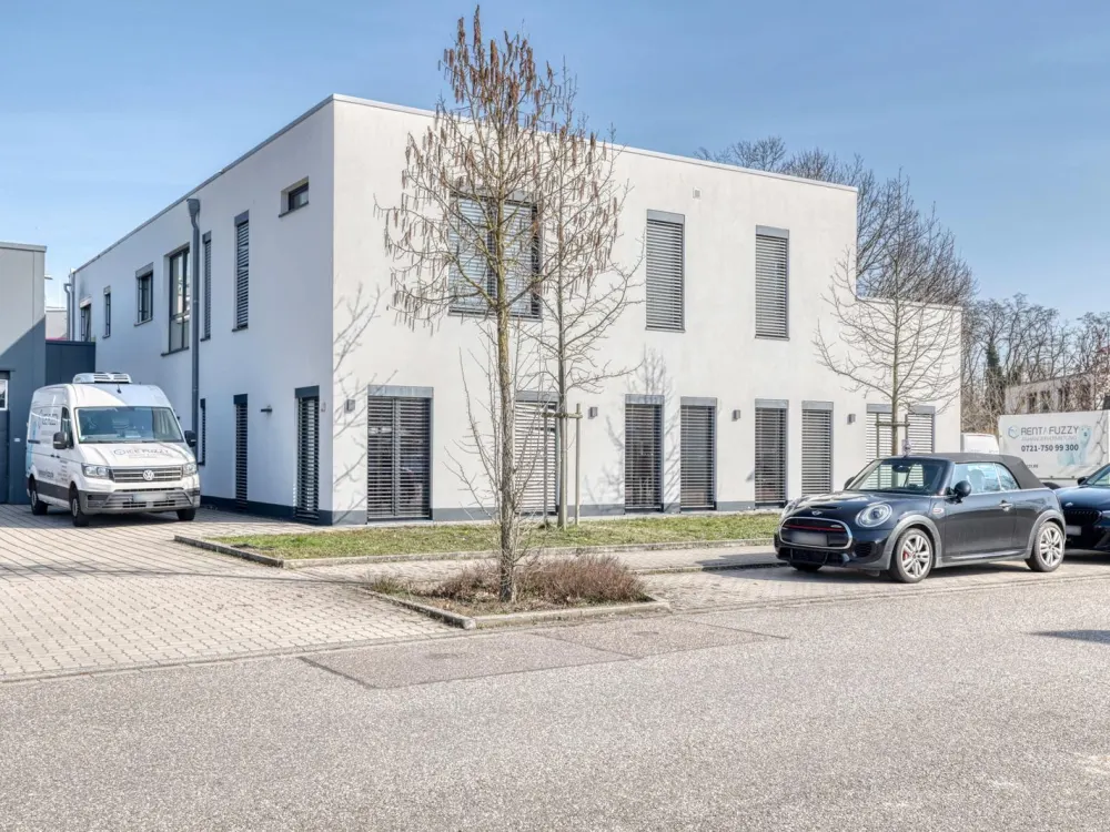 Penthouse-Feeling in Karlsruhe-Neureut: 4 Zimmer mit Einbauküche und Dachterrasse
