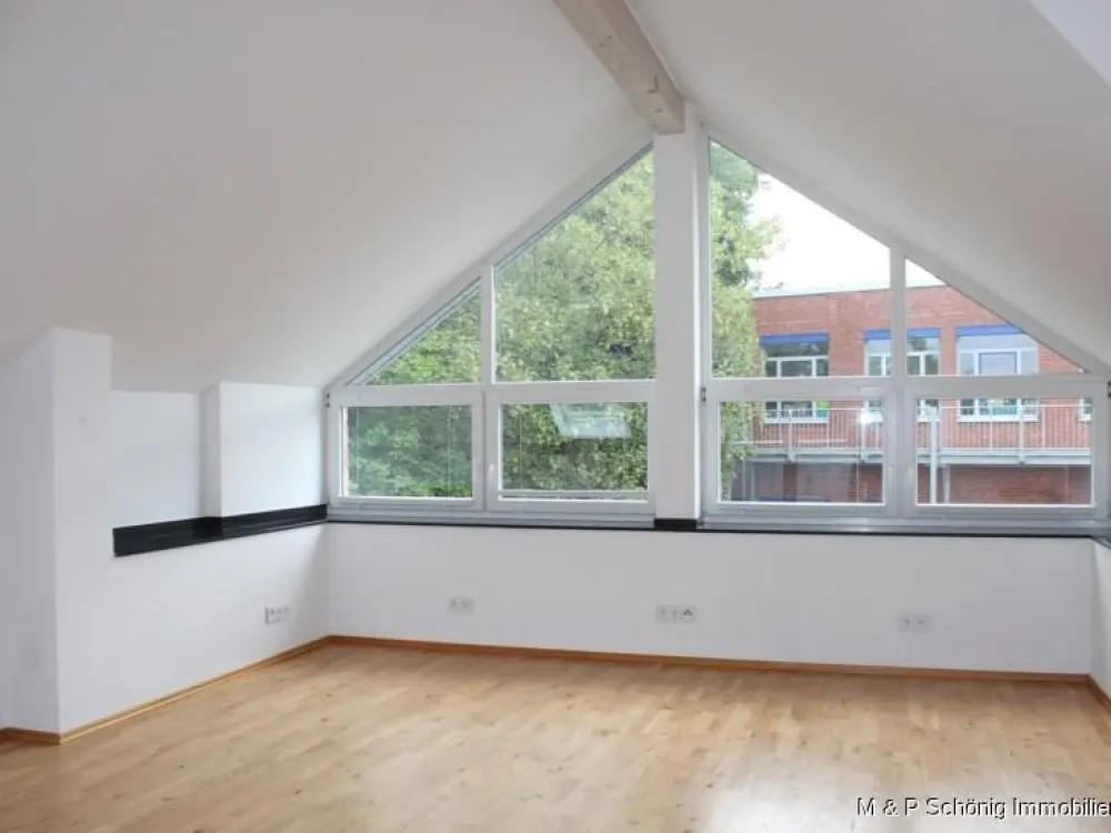 Schicke Dachgeschoßwohnung!