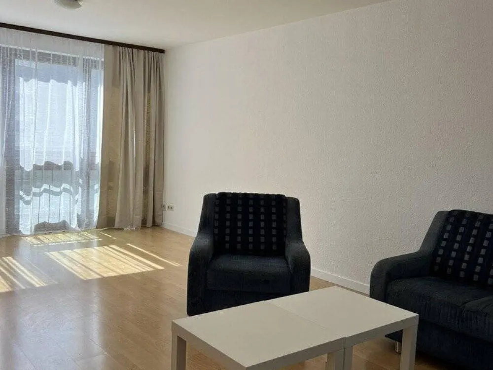 Schöne, geräumige zwei Zimmer Wohnung in Oederweg, Frankfurt am Main, Nordend-West