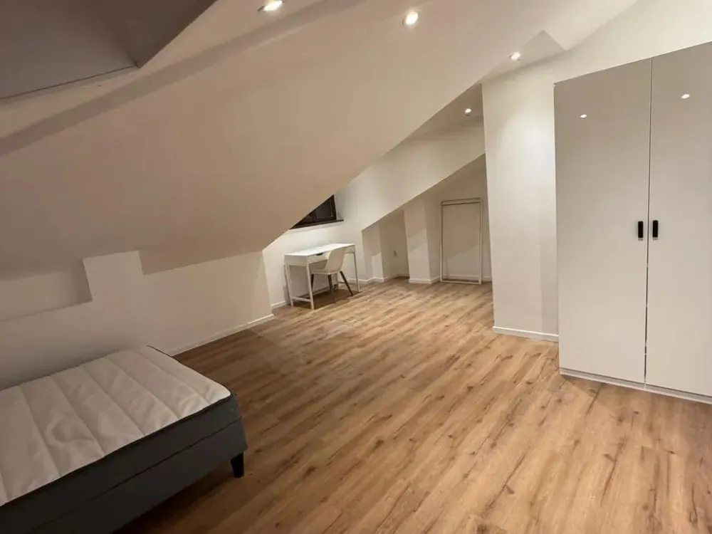 Wohnen mit Charakter, Zimmer frei / Gustav-Otto-Bogen 15, München / Zi.5
