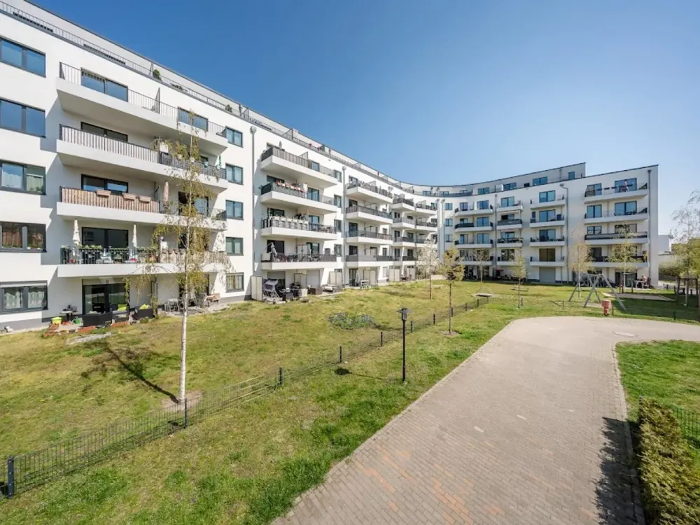 Wohnen mit traumhafter Terrasse im Lette-Kiez