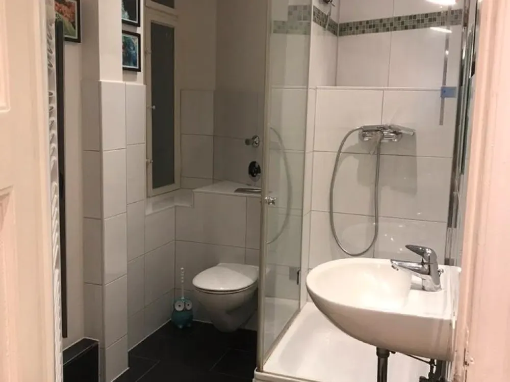 1-Raum Wohnung Berlin Hermannplatz