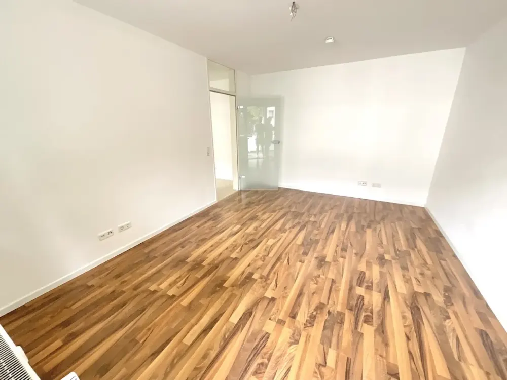 Schöne Erdgeschosswohnung mit Balkon