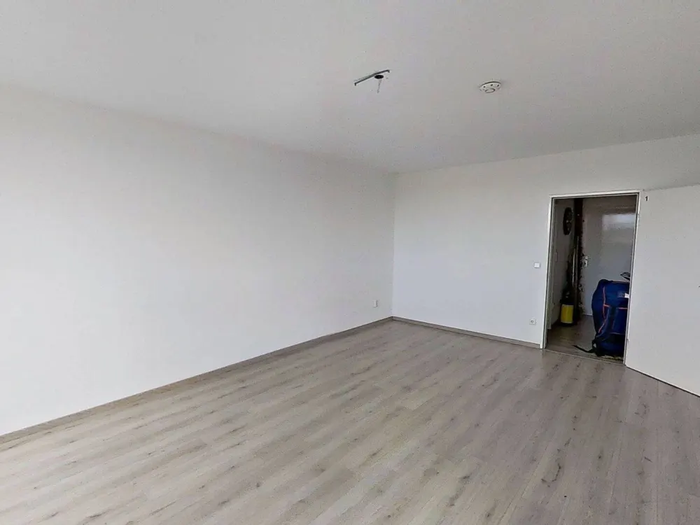 Großes WG-Zimmer mit viel Lichteinfall und eigenem BALKON in Münster-Kinderhaus