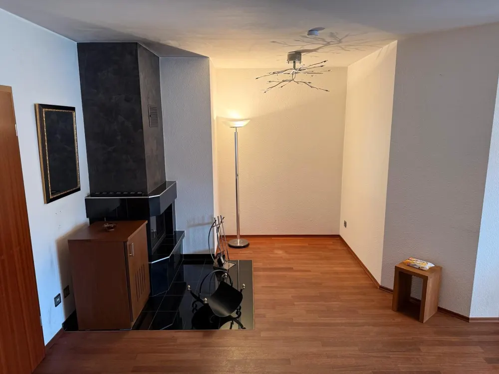 3-Zi.Whg.-Kamin-Balkon-TG-Bezugs-Provisonsfrei-Frankfurt Nied