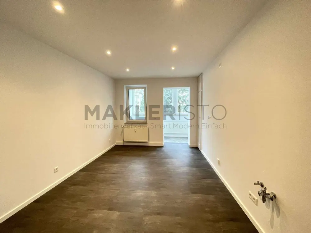 **Helle 2-Zimmer-Wohnung mit Loggia & Stellplatz - frisch modernisiert!**