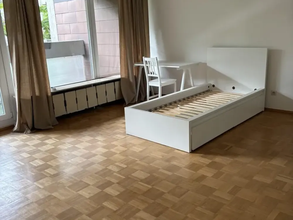 Newly Renovated 4-Person Shared Apartment in Oststadt - Central, Near University, Cozy