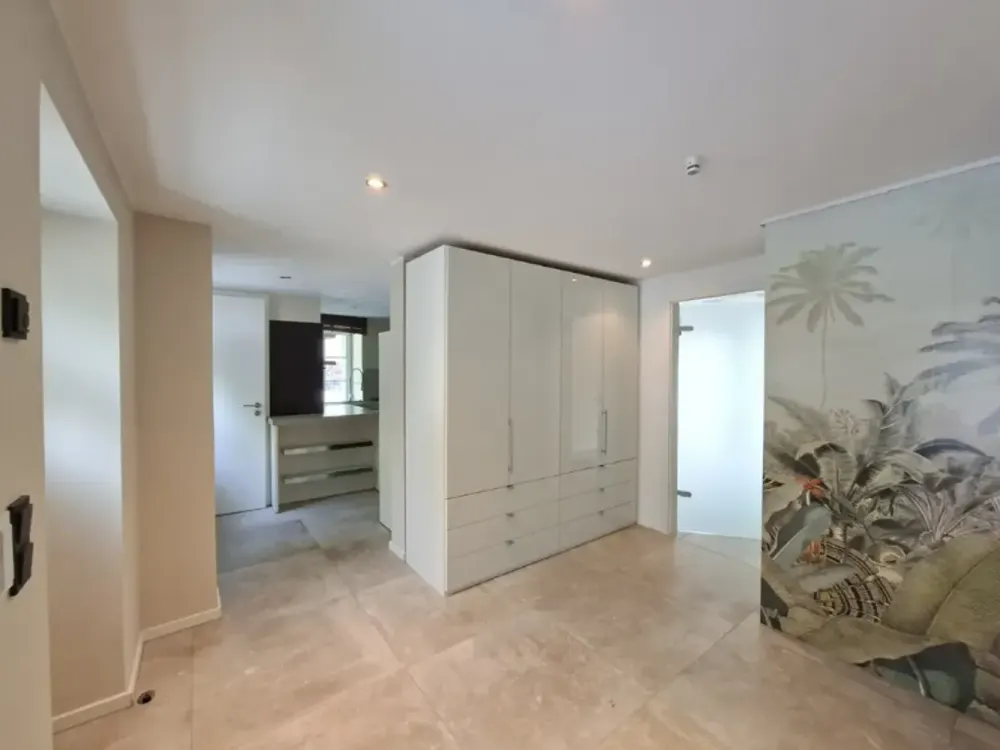 Exclusive Semi-Detached House in Prime Location Düsseldorf, Air-Conditioned, Modern, Surrounded by Greenery!