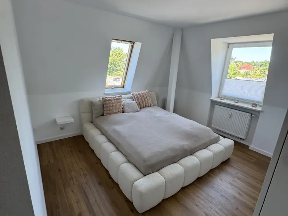 Dachgeschosswohnung 3 Zimmer Nachmieter gesucht !!!