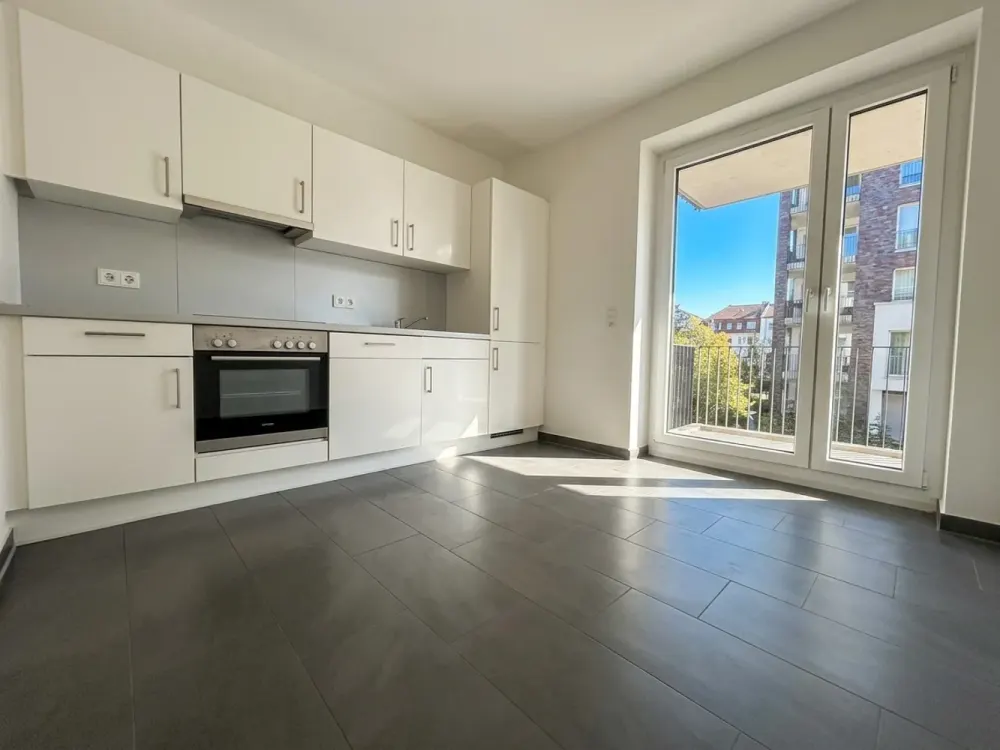 Modern Apartment for Rent with Balcony in Hamburg Othmarschen - Wentzel Dr.