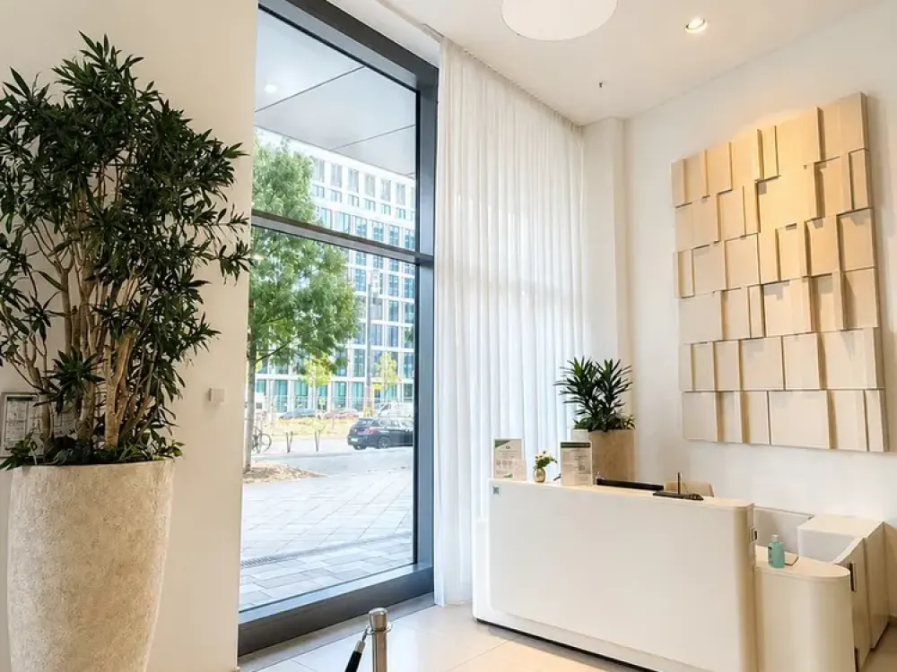 Exclusive 3-Room Penthouse in PRÄDIUM Frankfurt | 169 m² | Skyline View | 18th Floor