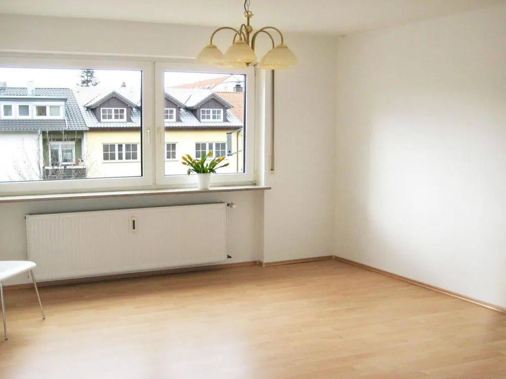 Zimmer in 3er Frauen-WG in Karlsruhe-Innenstadt