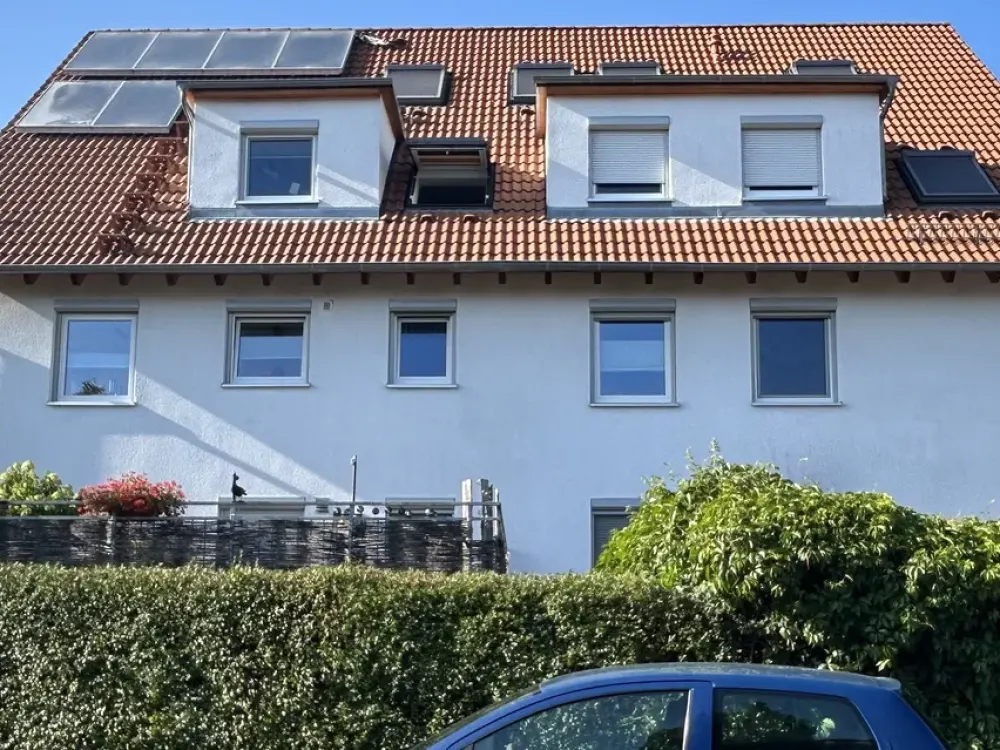 Belétage in Top Lage von Echterdingen, 4,5 Zimmern und Balkon in Echterdingen