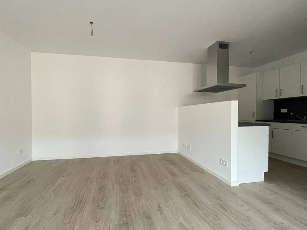 Moderne Etagenwohnung zur Miete in Dresden Neustadt - Wentzel Dr.