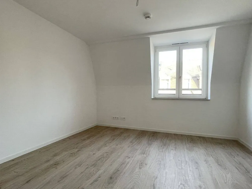 Moderne Etagenwohnung zur Miete in Dresden Neustadt - Wentzel Dr.