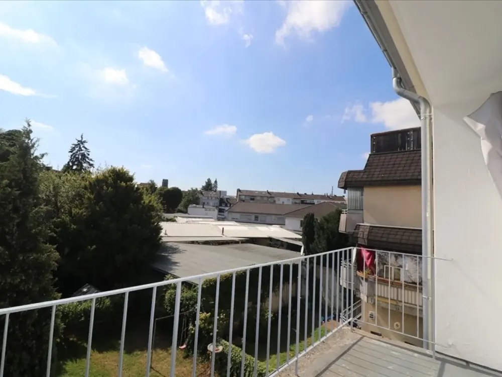 *4 Zimmer mit Balkon* in Krefeld, Dießemer Str.