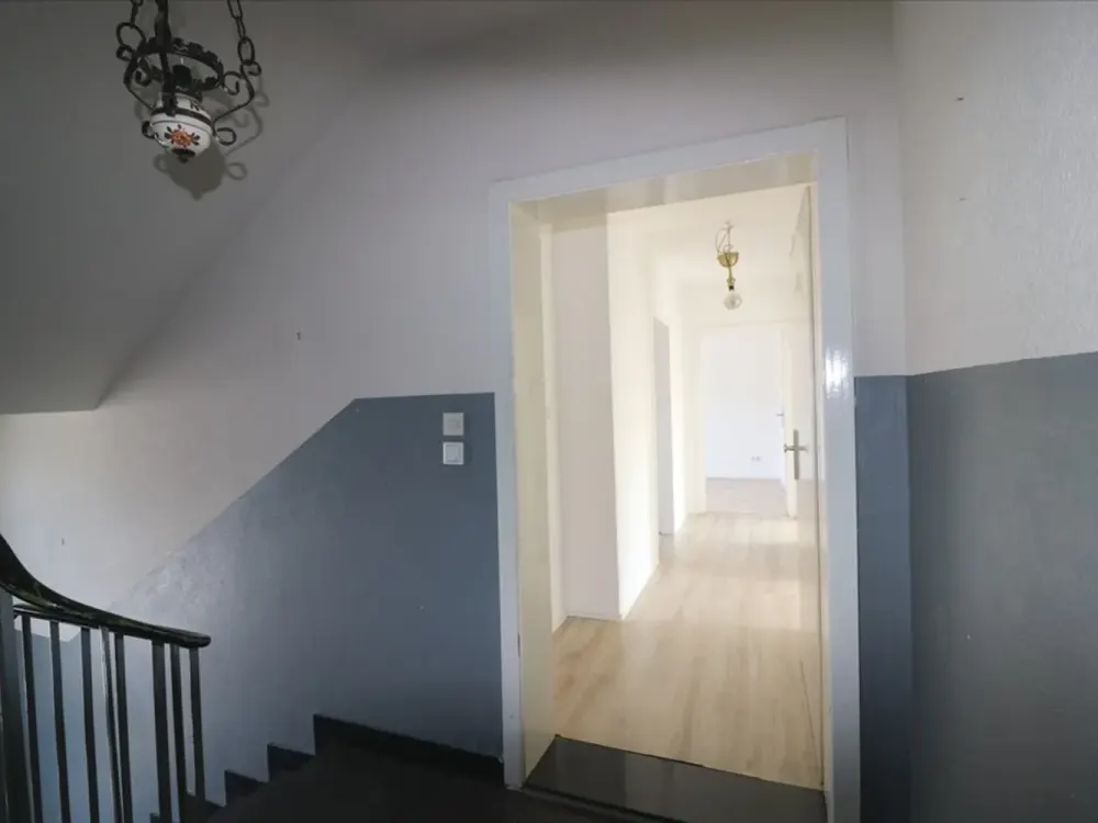 *4 Zimmer mit Balkon* in Krefeld, Dießemer Str.