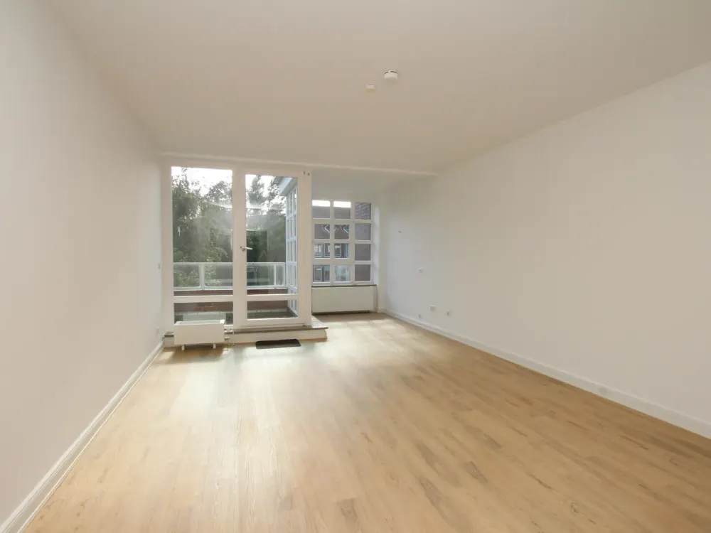 2-room apartment with spacious balcony
