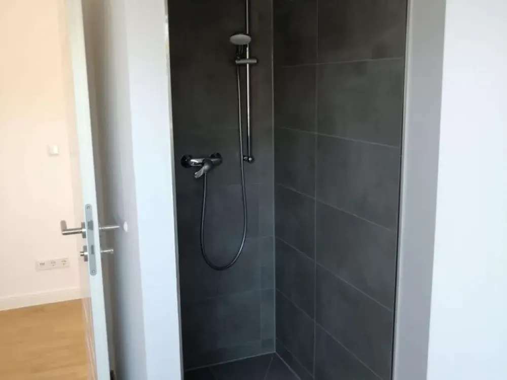 **Wohnen im interessanten Bülowviertel// 3-RW mit Parkett und Fußbodenheizung //Balkon //WE01***