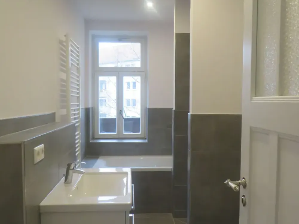 **Wohnen im interessanten Bülowviertel// 3-RW mit Parkett und Fußbodenheizung //Balkon //WE01***