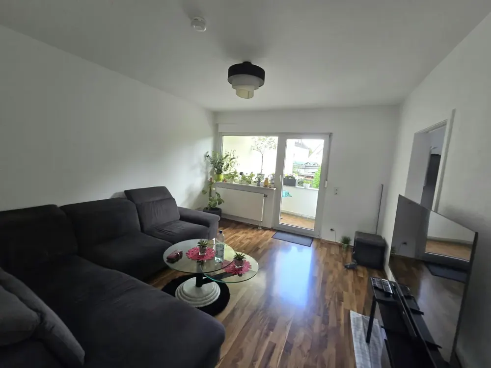 Very well laid out 3-room apartment in a quiet side street!!