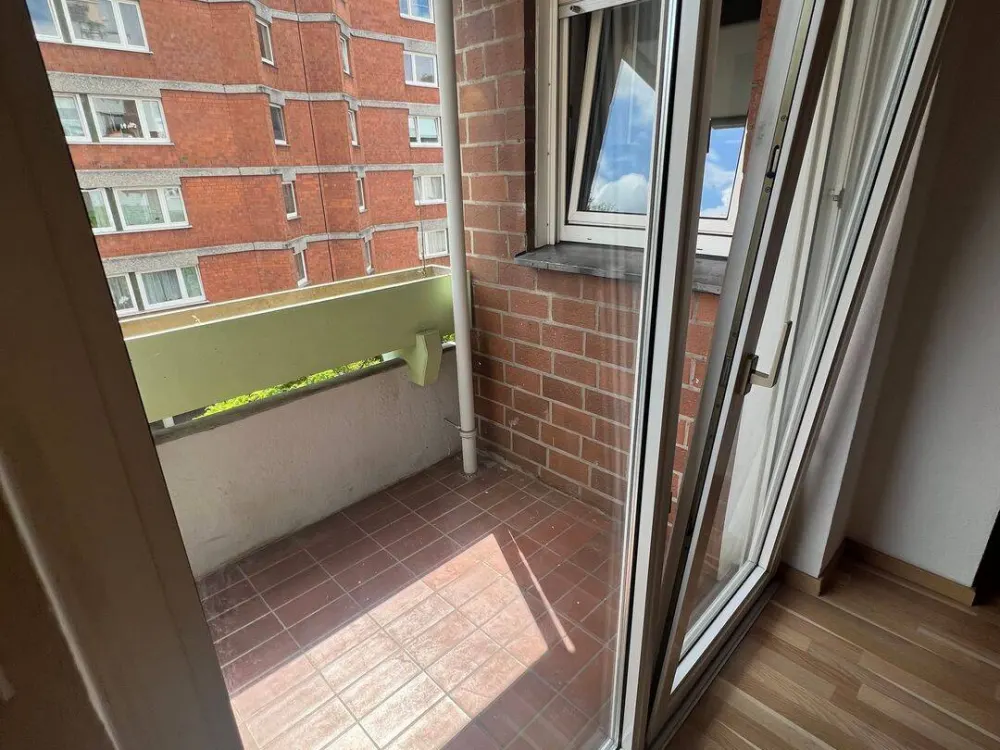 Moderne 2-Zimmer-Citywohnung mit Balkon und Einbauküche