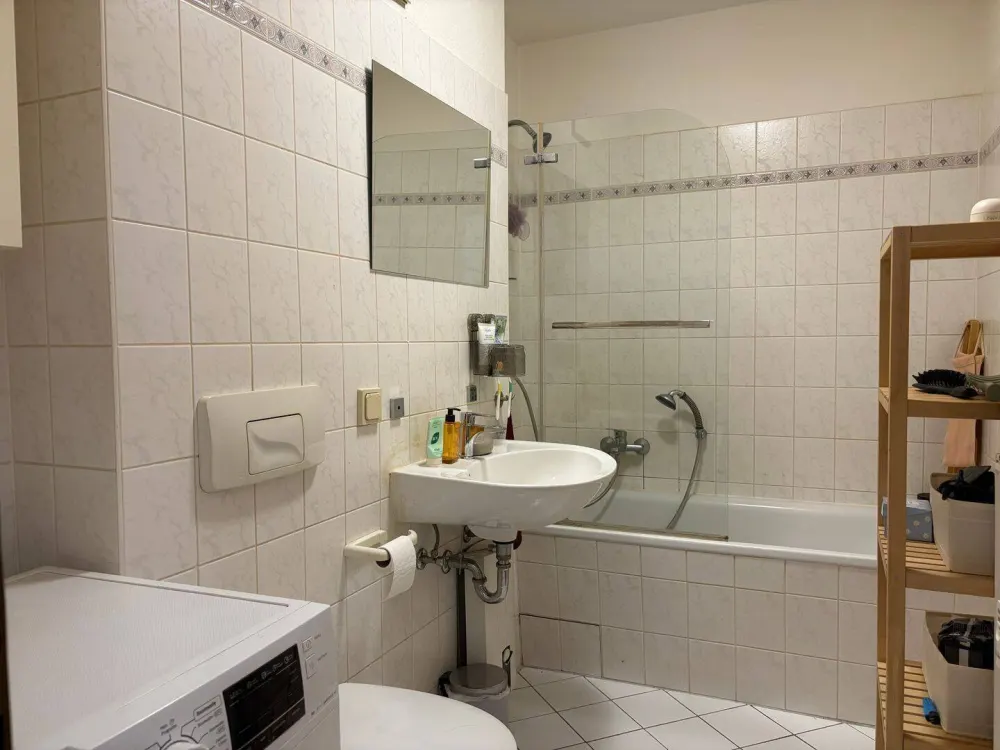 Möblierte 2-Zimmer-Wohnung mit ca.100qm privatem Garten zur Zwischenmiete