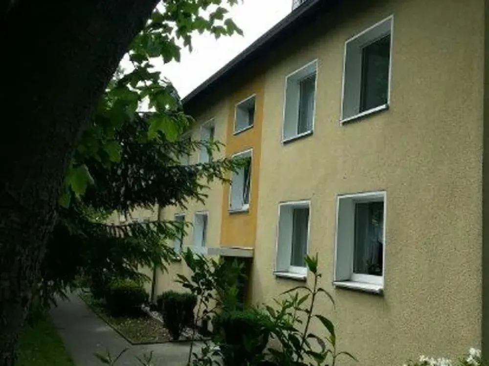 Hier lässt es sich aushalten: günstige 3-Zimmer-Wohnung