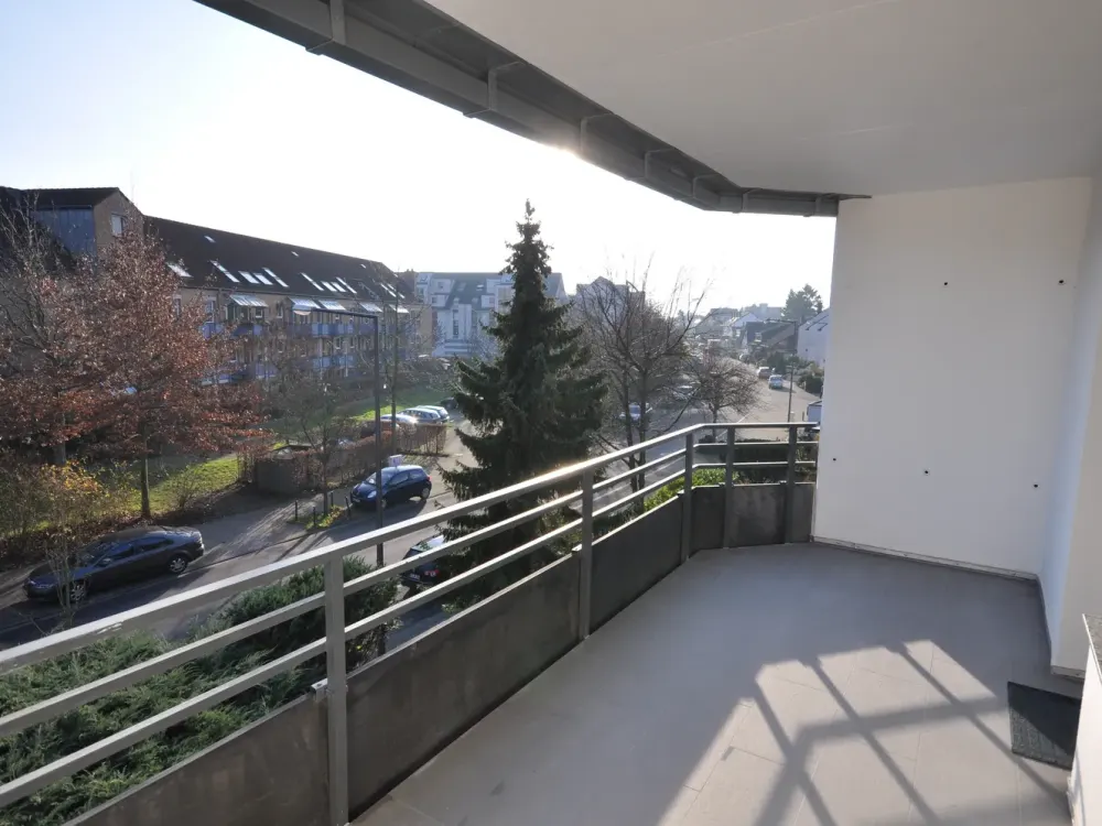 3 Zimmer Wohnung mit 2 Balkonen