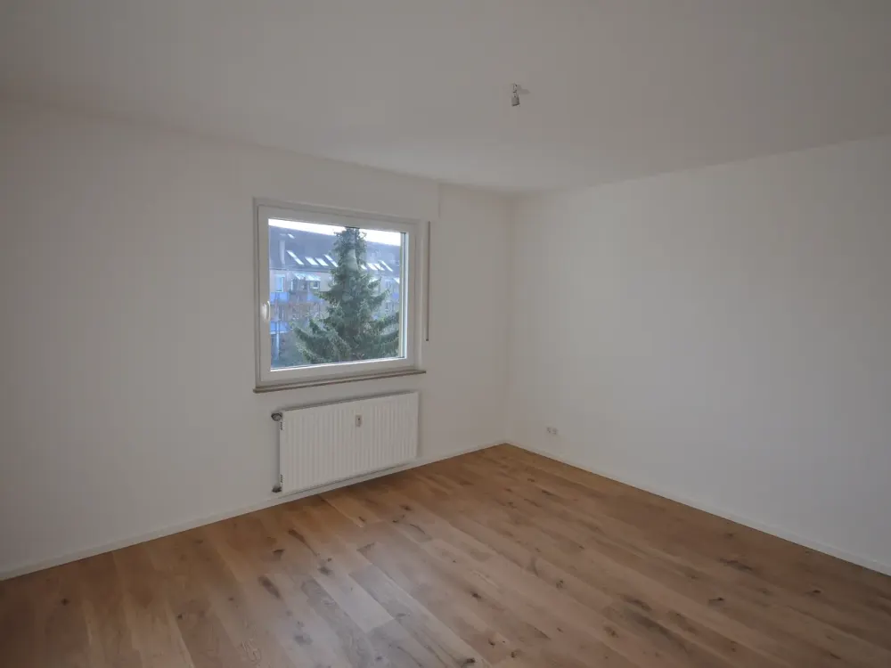 3 Zimmer Wohnung mit 2 Balkonen
