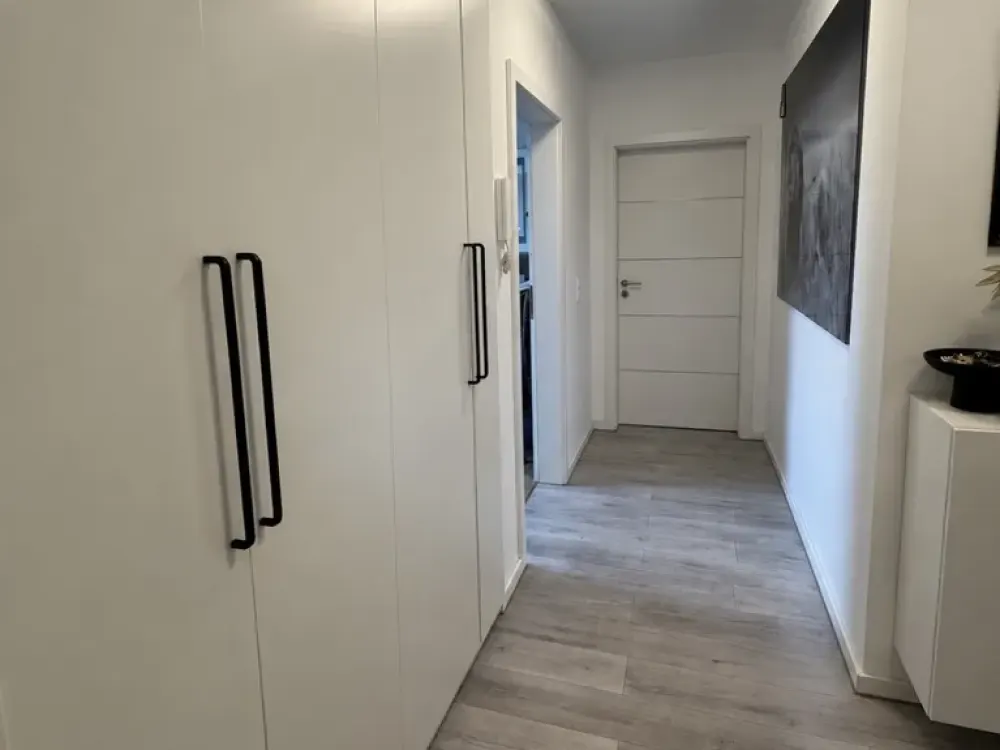 Moderne 2,5 Zimmer Wohnung in Bruchsal mit guter Lage, Aufzug und Balkon