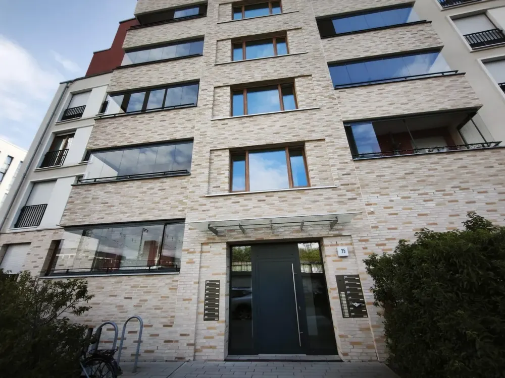 Traumhaft 2-Zimmer Wohnung Perfekte Messe-Lage: Erstklassige Anbindung im Herzen von Frankfurt