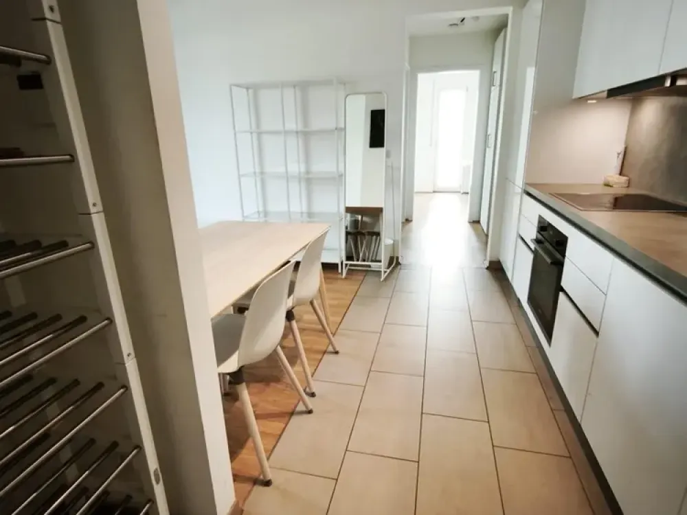 Traumhaft 2-Zimmer Wohnung Perfekte Messe-Lage: Erstklassige Anbindung im Herzen von Frankfurt