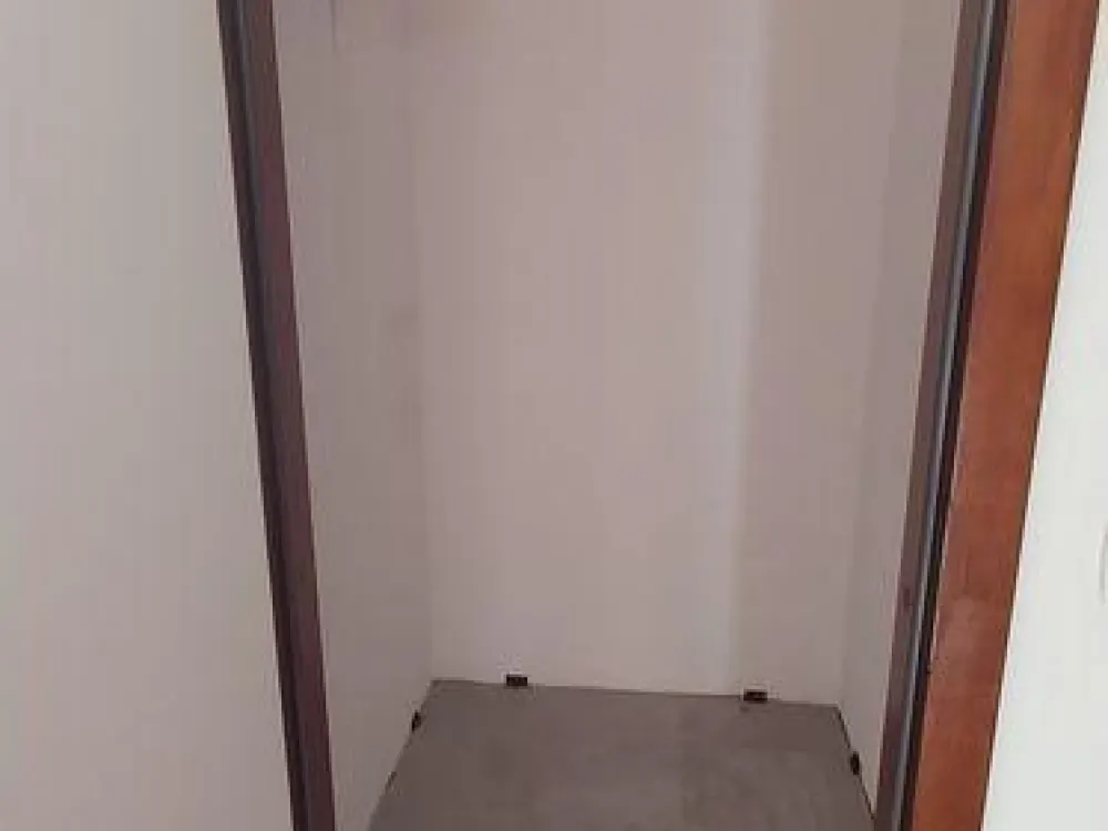 Helle 3-Zimmer-Wohnung im 7. OG mit Balkon in Laatzen