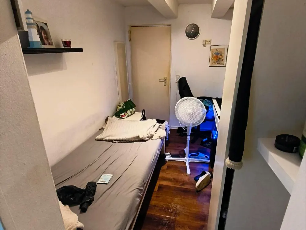 1 tsema Wohnung mit Bad und Küche