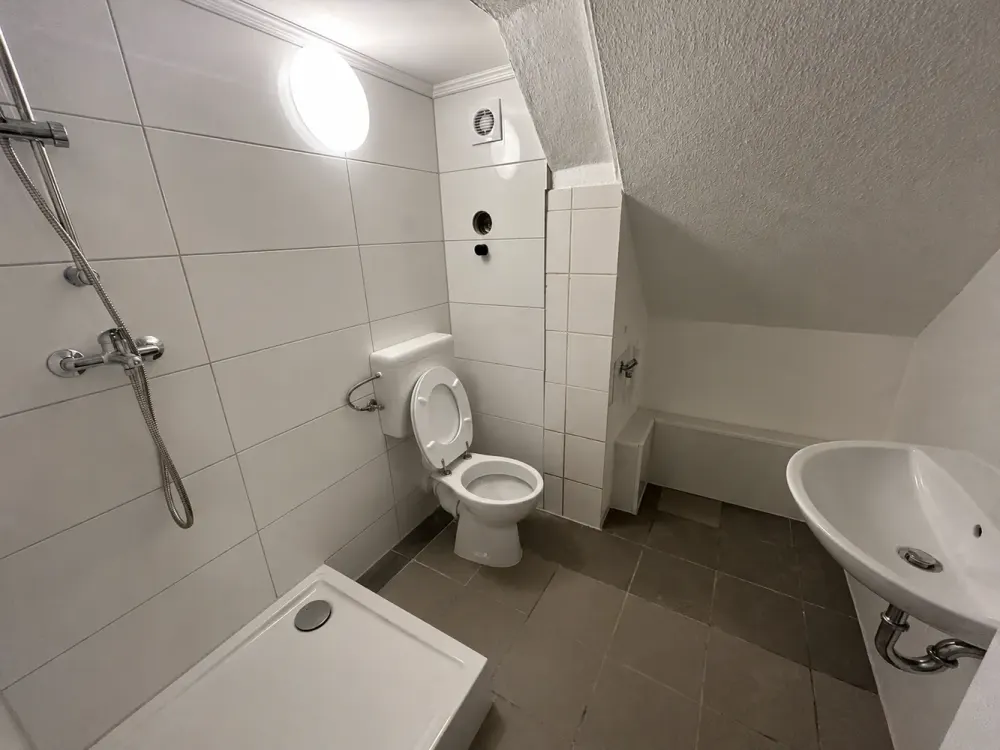Freshly Renovated 2-Room Apartment on the Ground Floor in Dortmund-Innenstadt-Nord, Stahlwerkstraße 36