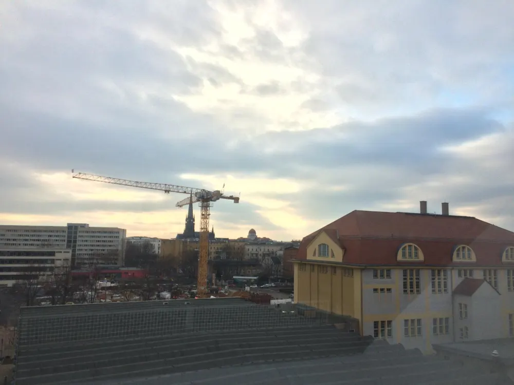 Befristet: Helle möblierte 2-Zimmer-Wohnung im Zentrum