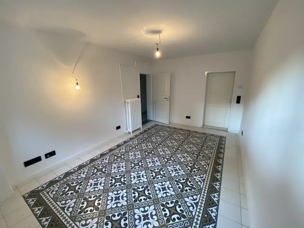 Ansprechende und ruhige 2-Zimmer-Wohnung mit EBK