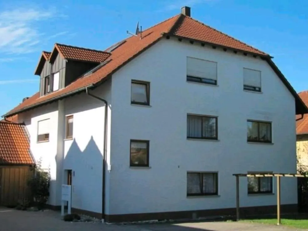 Schöne 3-Zimmerwohnung mit Einbauküche und Westbalkon